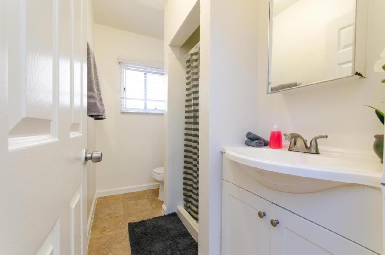 Snug Studio Apartment In The Heart Of Hollywood Los Angeles Eksteriør billede